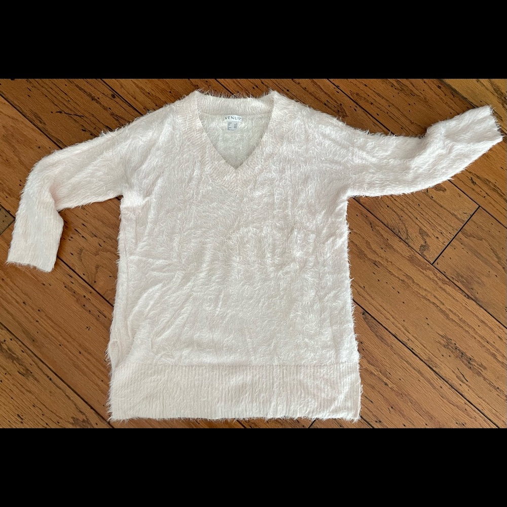 Venus v-neck fuzzy sweater